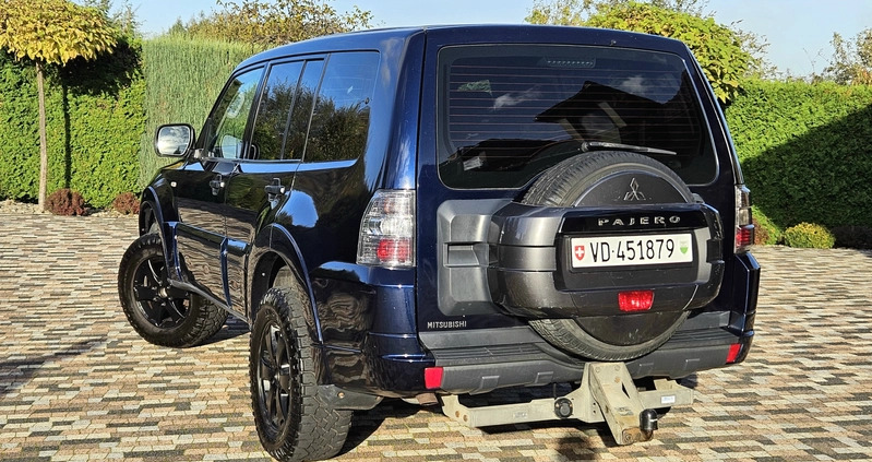 Mitsubishi Pajero cena 69900 przebieg: 196000, rok produkcji 2010 z Gdynia małe 562
